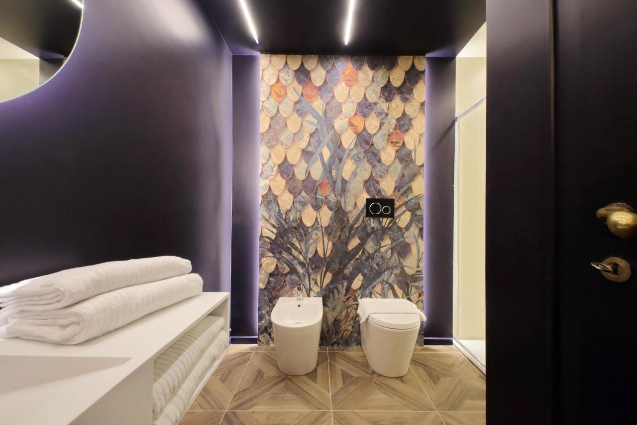 Ych-Butterfly Flat Close Trevi Fountain Rzym Zewnętrze zdjęcie